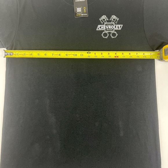 New Chevrolet T-Shirt Bowtie Engine Piston Cotton Men’s L Black Short Sleeve - Picture 6 of 9